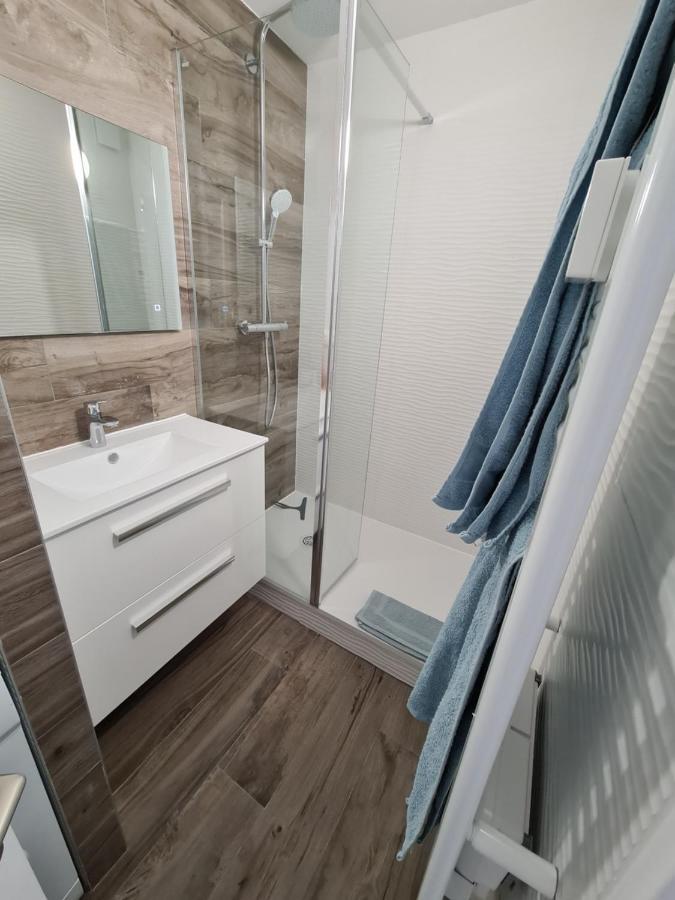 Vacances A Frejus Avec Piscine Apartment Bagian luar foto
